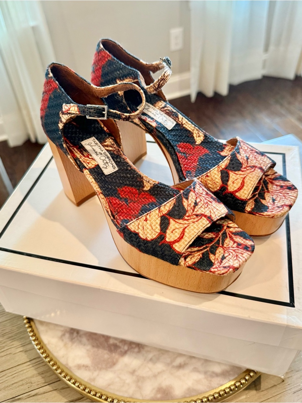 Tabitha Simmons LUXURY DESIGNER Floral Platform Sandals | Sz.EU 37/US 6.5 (NWB) - Picture 8 of 10
